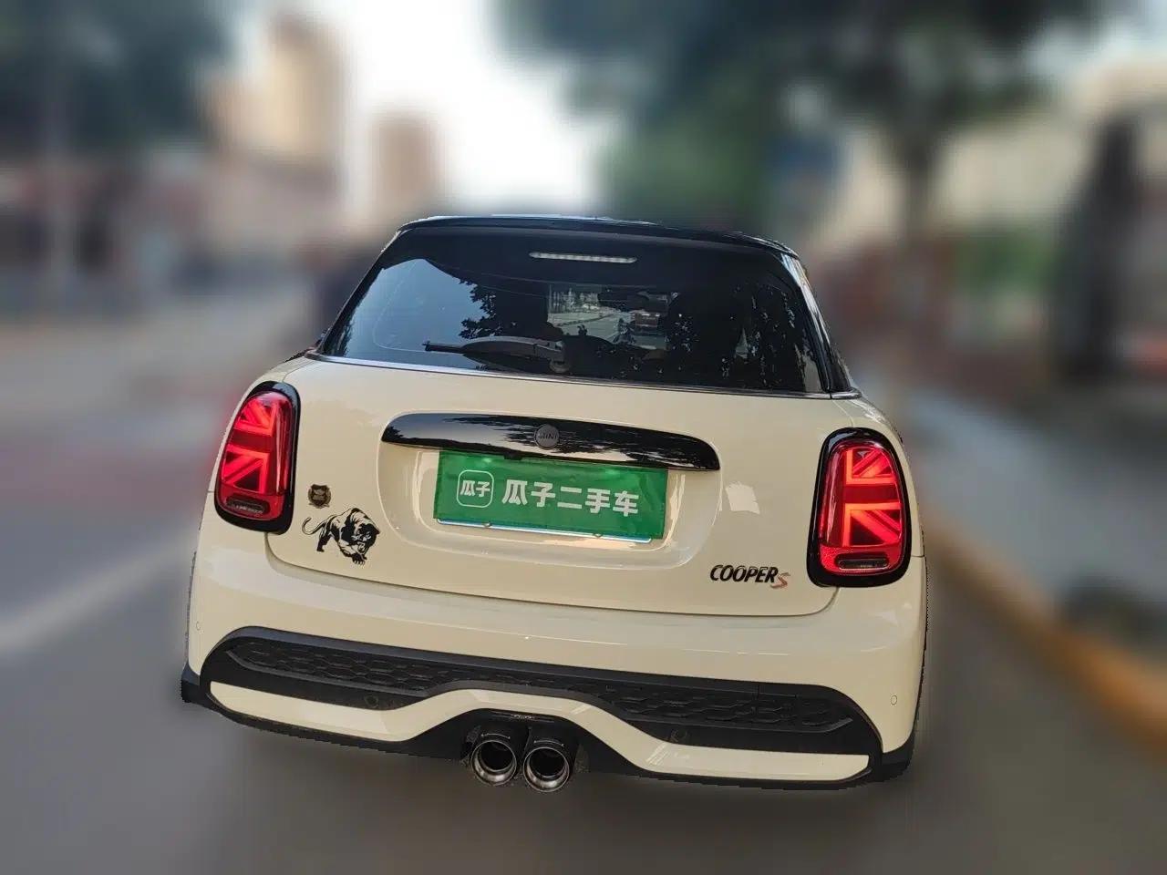 MINI 2022 Updated 2.0T COOPER S Classic Edition Five-Door Version — миниатюра 5