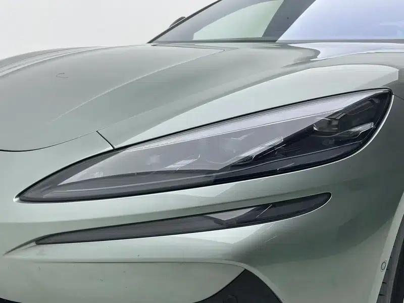 Denza Z9GT DM 2024 1100 AWD Ultra Edition — миниатюра 12