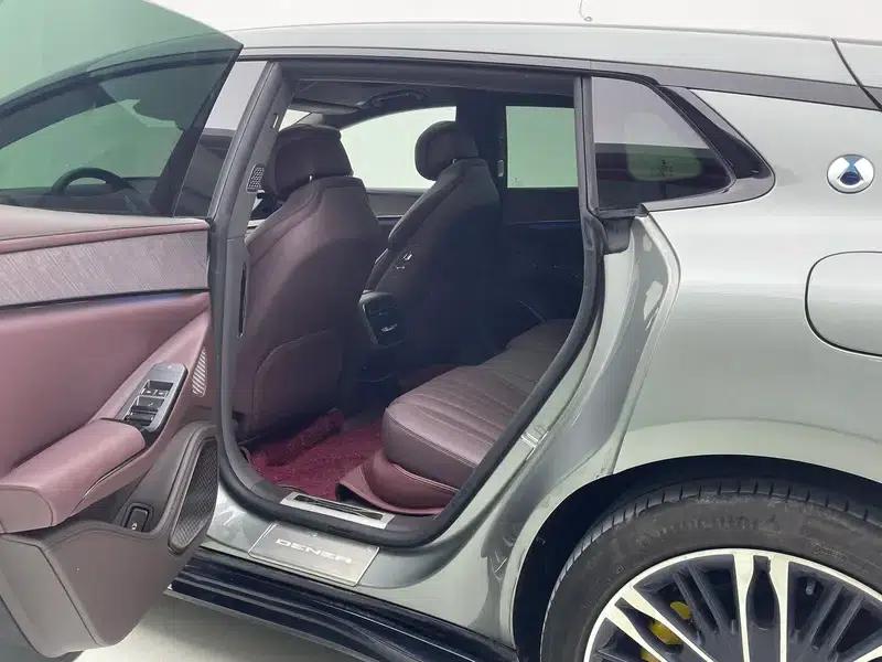 Denza Z9GT DM 2024 1100 AWD Ultra Edition — миниатюра 18