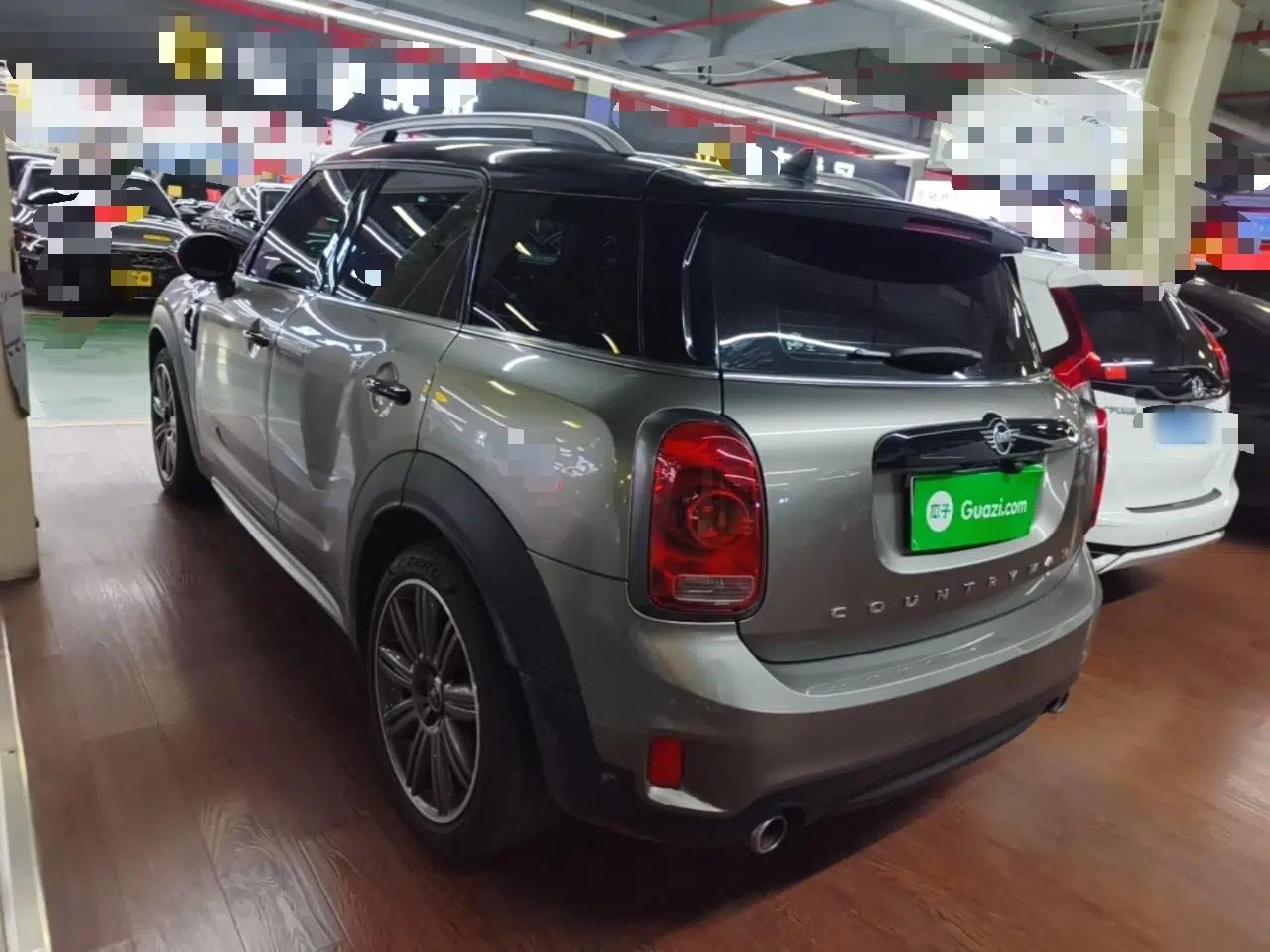 MINI Countryman 2018 2.0T COOPER S ALL4 Artist — миниатюра 13