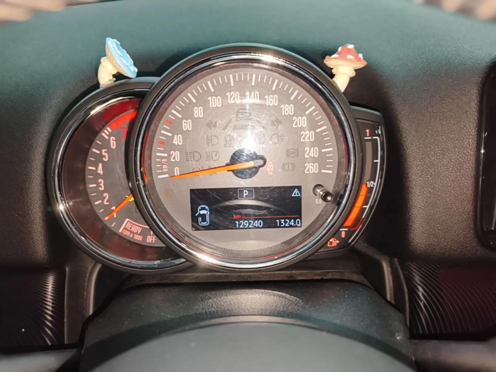 MINI Countryman 2018 2.0T COOPER S ALL4 Artist — миниатюра 19