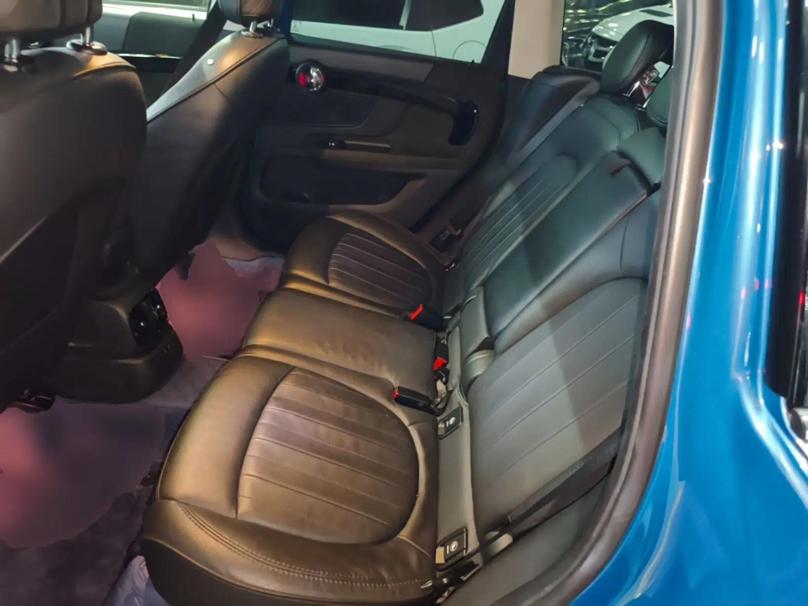MINI Countryman 2018 2.0T COOPER S ALL4 Artist — миниатюра 25