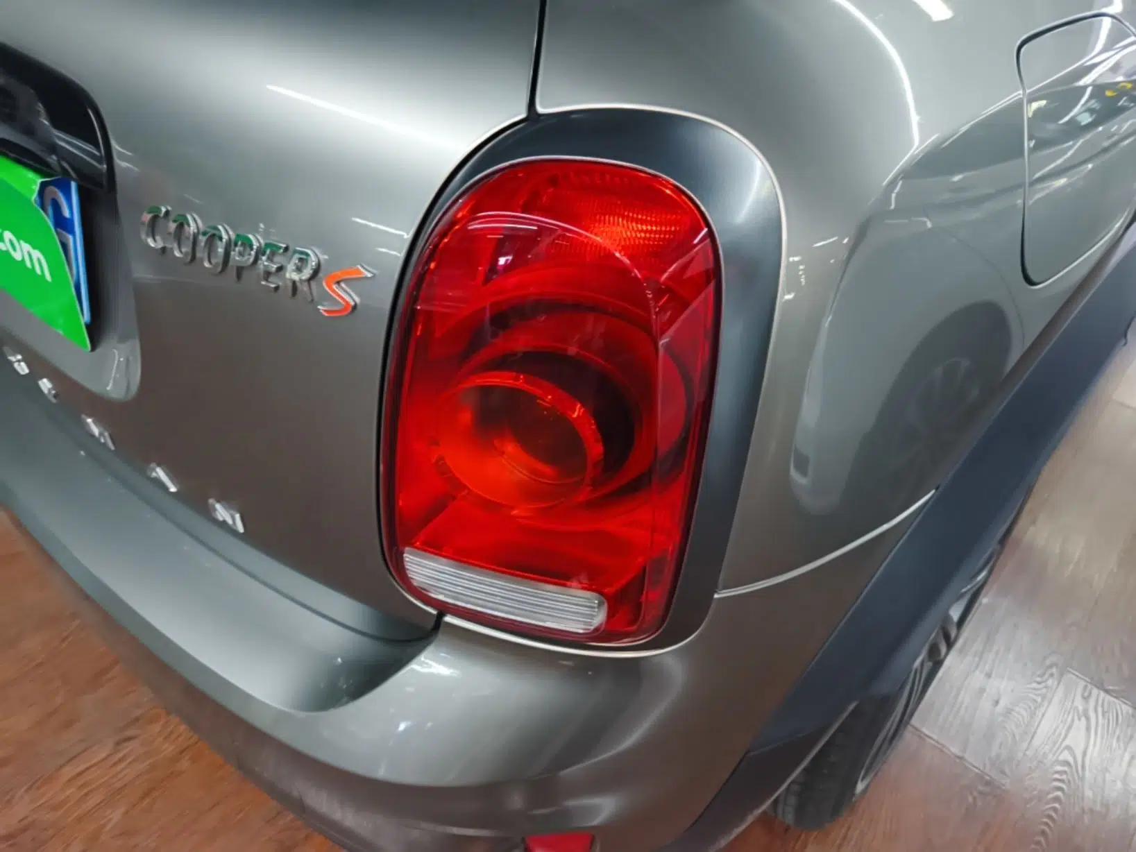 MINI Countryman 2018 2.0T COOPER S ALL4 Artist — миниатюра 9