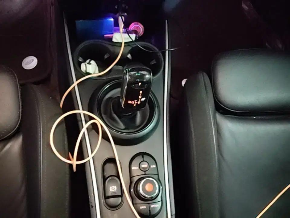 MINI Countryman 2019 1.5T COOPER ALL4 Artist Weekend Travel Edition — миниатюра 16
