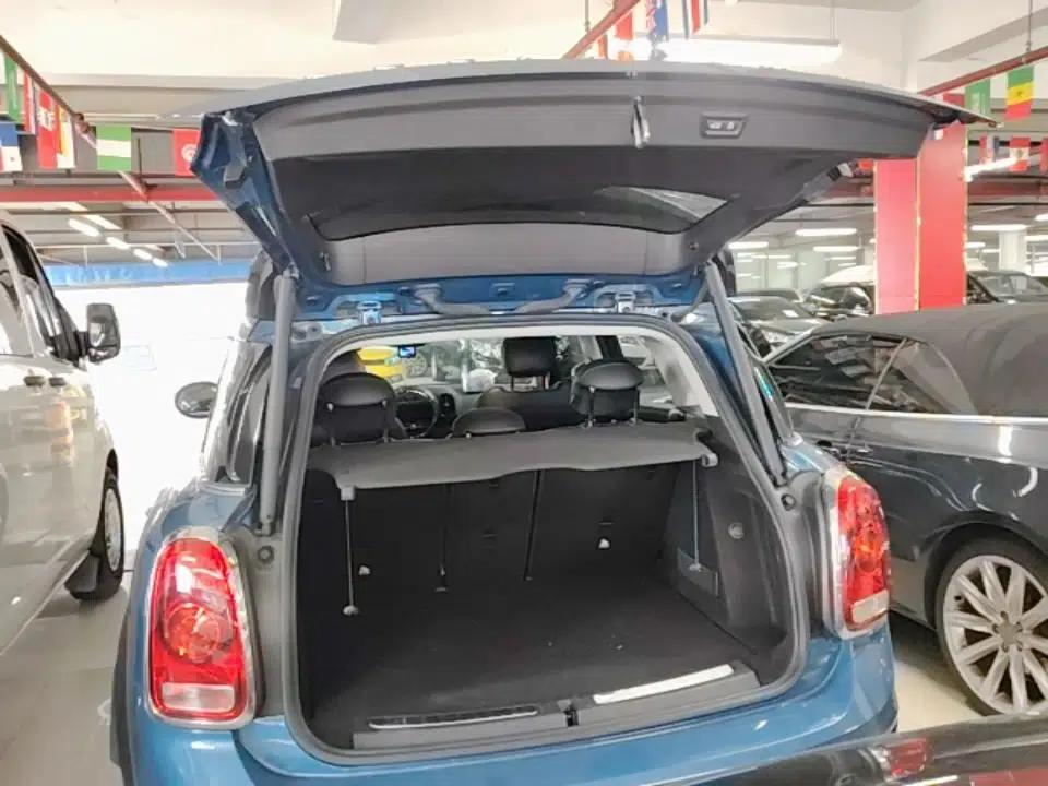 MINI Countryman 2019 1.5T COOPER ALL4 Artist Weekend Travel Edition — миниатюра 22