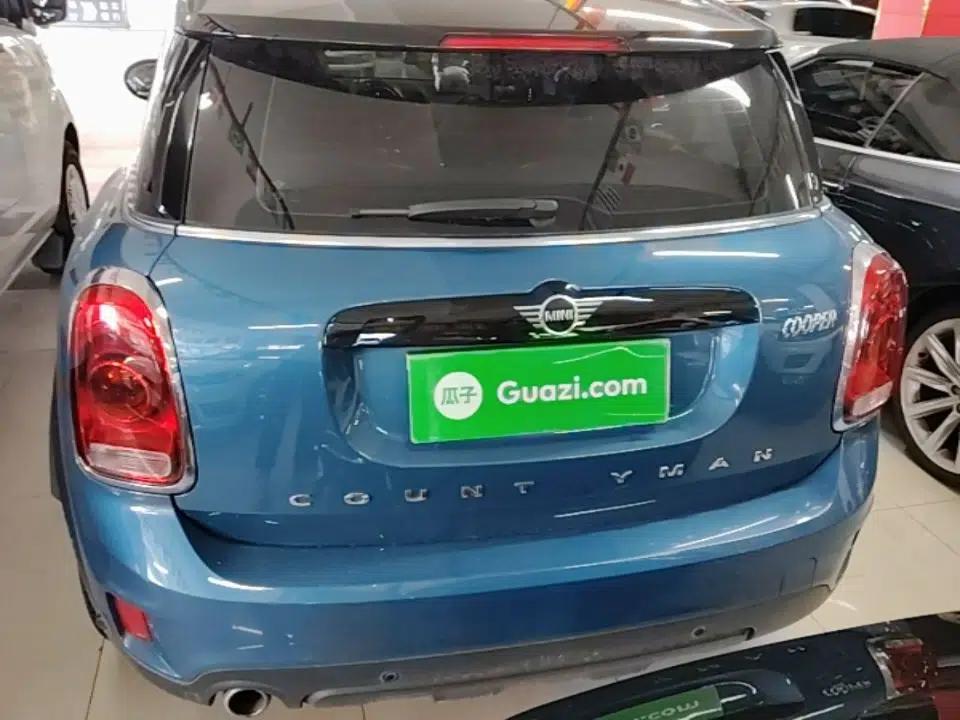 MINI Countryman 2019 1.5T COOPER ALL4 Artist Weekend Travel Edition — миниатюра 5