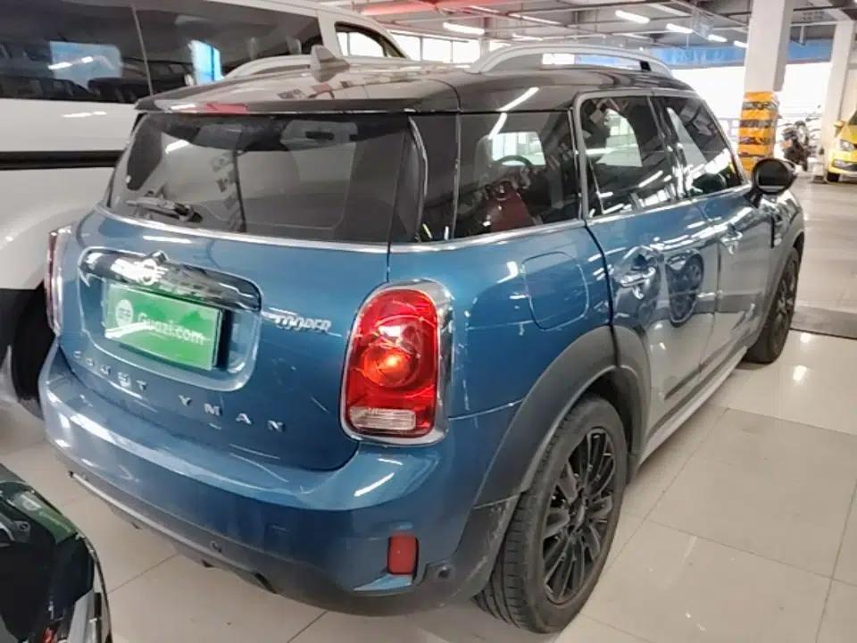 MINI Countryman 2019 1.5T COOPER ALL4 Artist Weekend Travel Edition — миниатюра 6