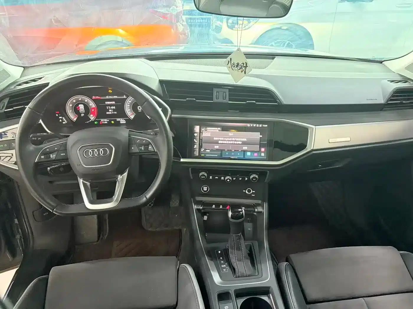 Audi Q3 2023 35 TFSI Fashion Dynamic (1.4T) — миниатюра 13