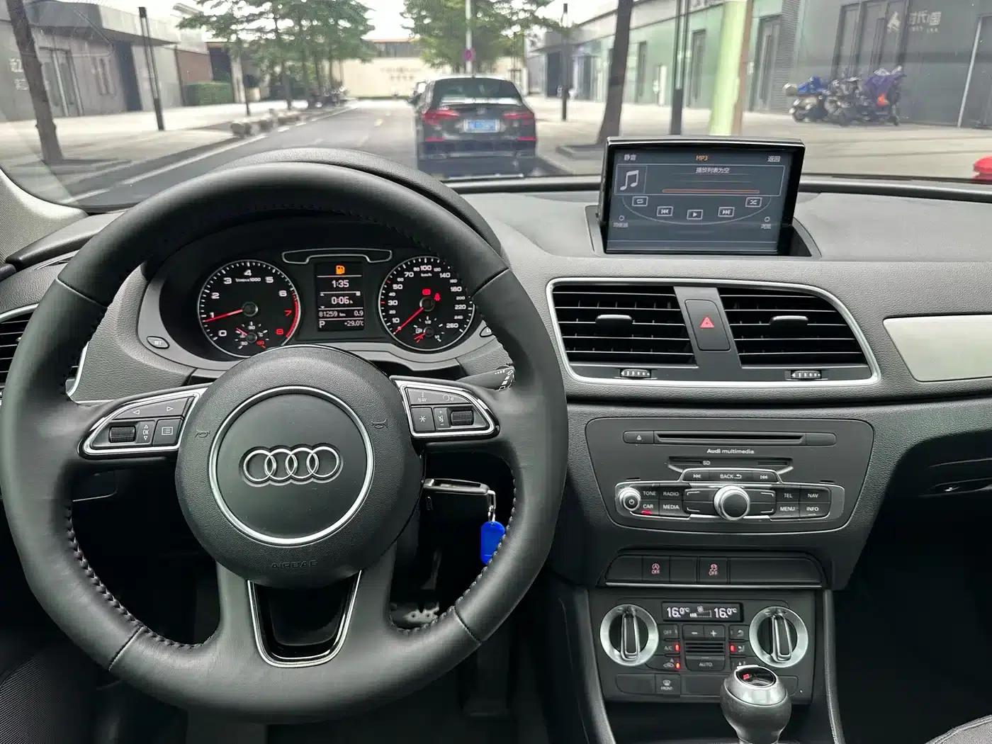 Audi Q3 2015 30 TFSI Progressive — миниатюра 16