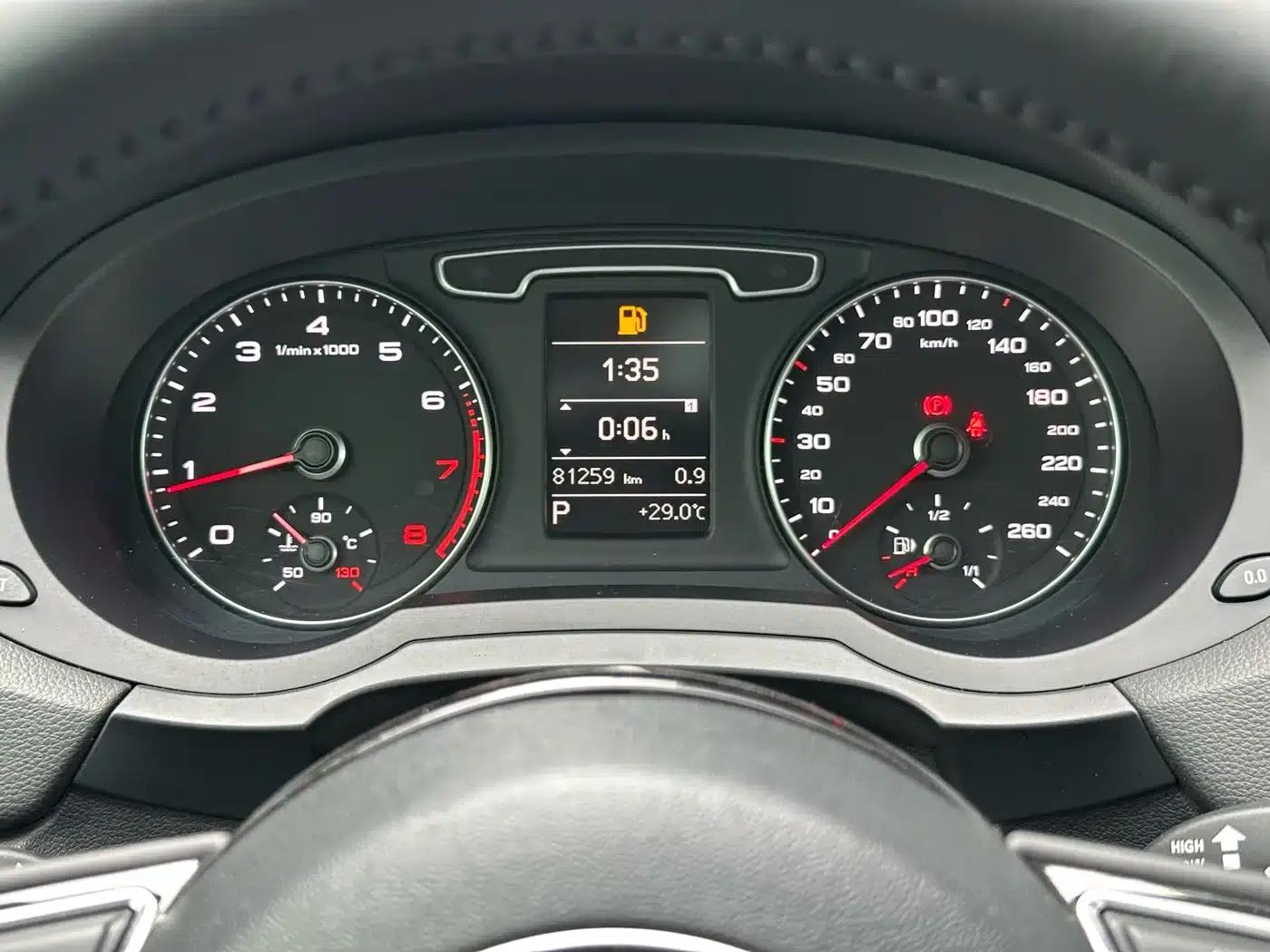 Audi Q3 2015 30 TFSI Progressive — миниатюра 17