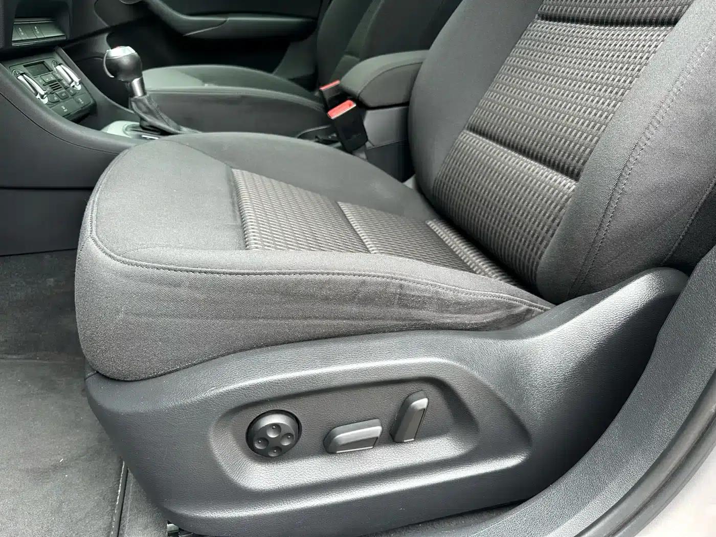 Audi Q3 2015 30 TFSI Progressive — миниатюра 8