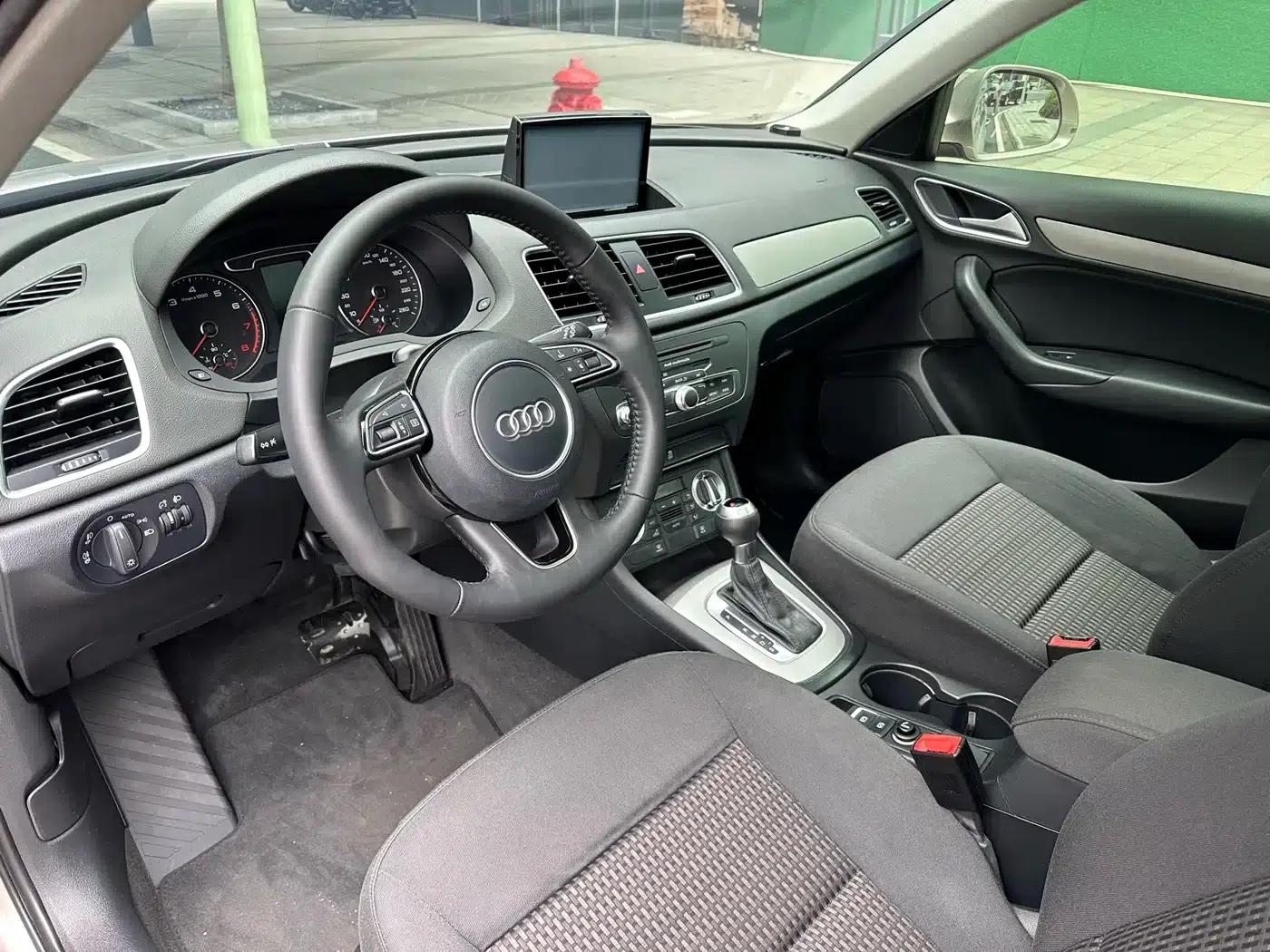 Audi Q3 2015 30 TFSI Progressive — миниатюра 10