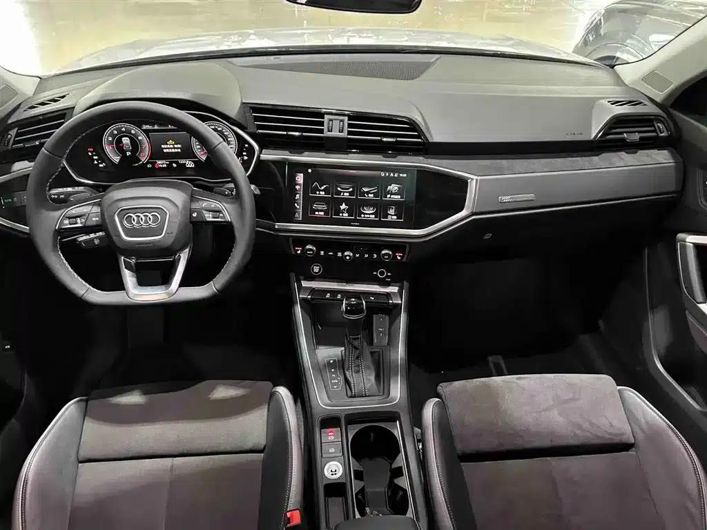 Audi Q3 2022 35 TFSI Fashion Dynamic Edition — миниатюра 2