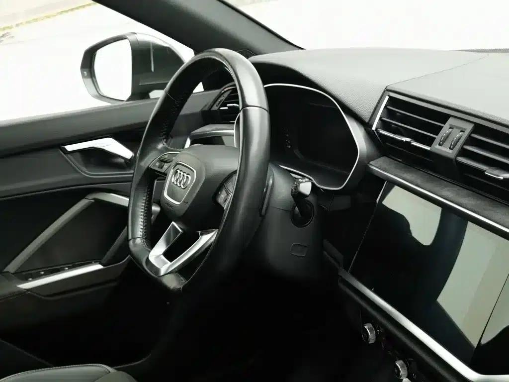 Audi Q3 2019 35 TFSI Fashion Dynamic Edition — миниатюра 22
