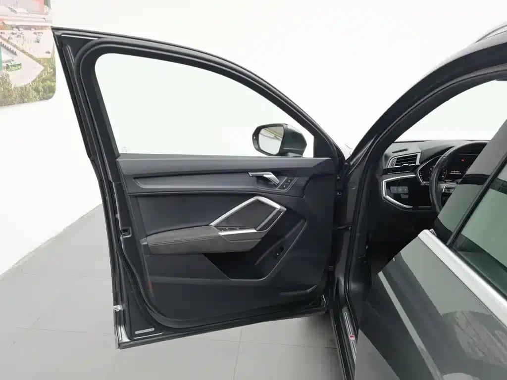 Audi Q3 2019 35 TFSI Fashion Dynamic Edition — миниатюра 8