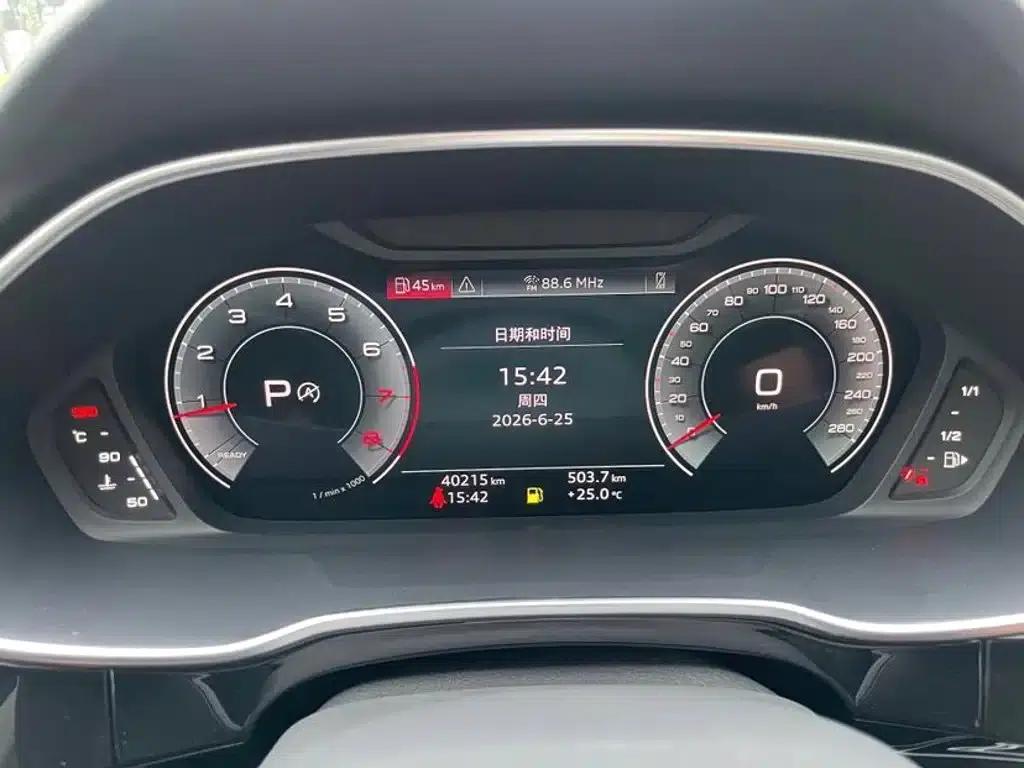 Audi Q3 2023 35 TFSI Fashion Dynamic (1.4T) — миниатюра 8