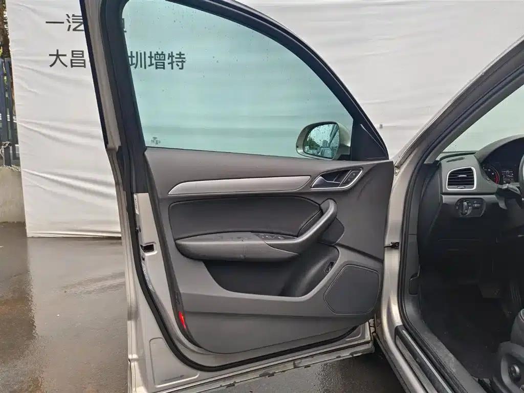 Audi Q3 2017 35 TFSI Fashion Edition — миниатюра 14