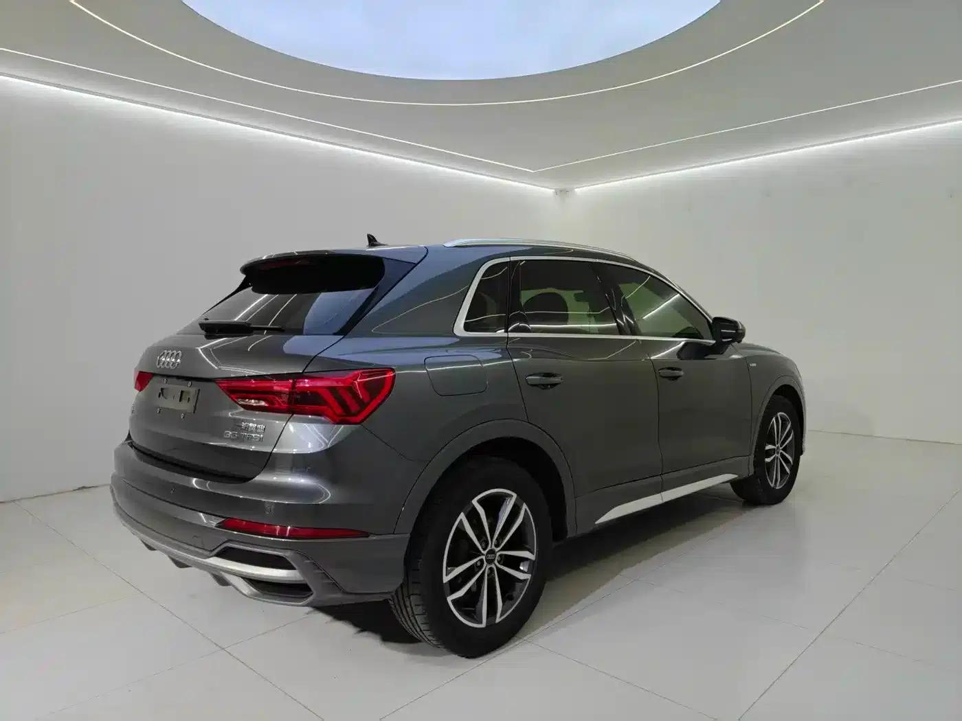 Audi Q3 2022 35 TFSI Progressive Dynamic — миниатюра 4