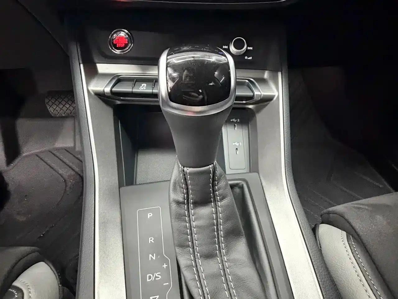 Audi Q3 2022 35 TFSI Progressive Dynamic — миниатюра 18