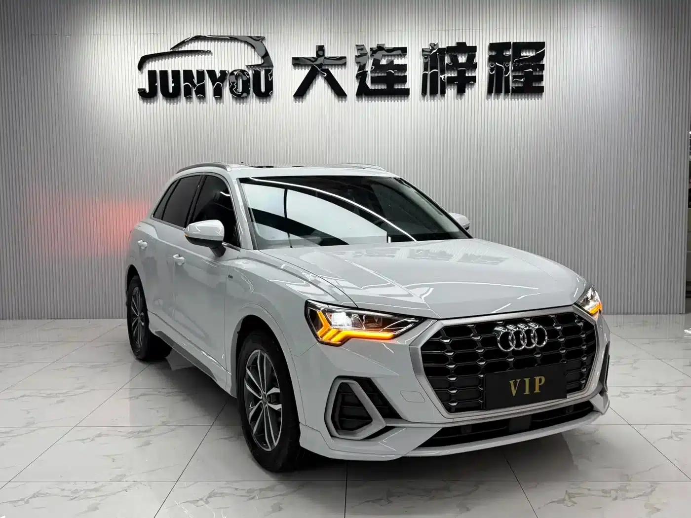 Audi Q3 2022 35 TFSI Progressive Dynamic — миниатюра 3