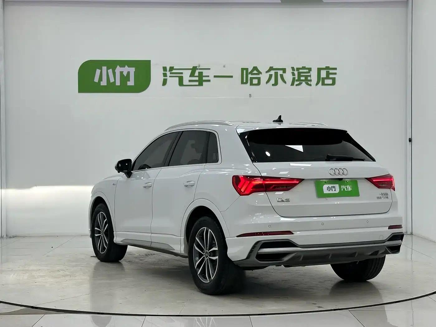 Audi Q3 2023 35 TFSI Progressive Dynamic (1.4T) — миниатюра 4