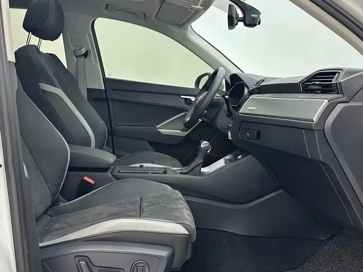 Audi Q3 2023 35 TFSI Progressive Dynamic (1.4T) — миниатюра 9