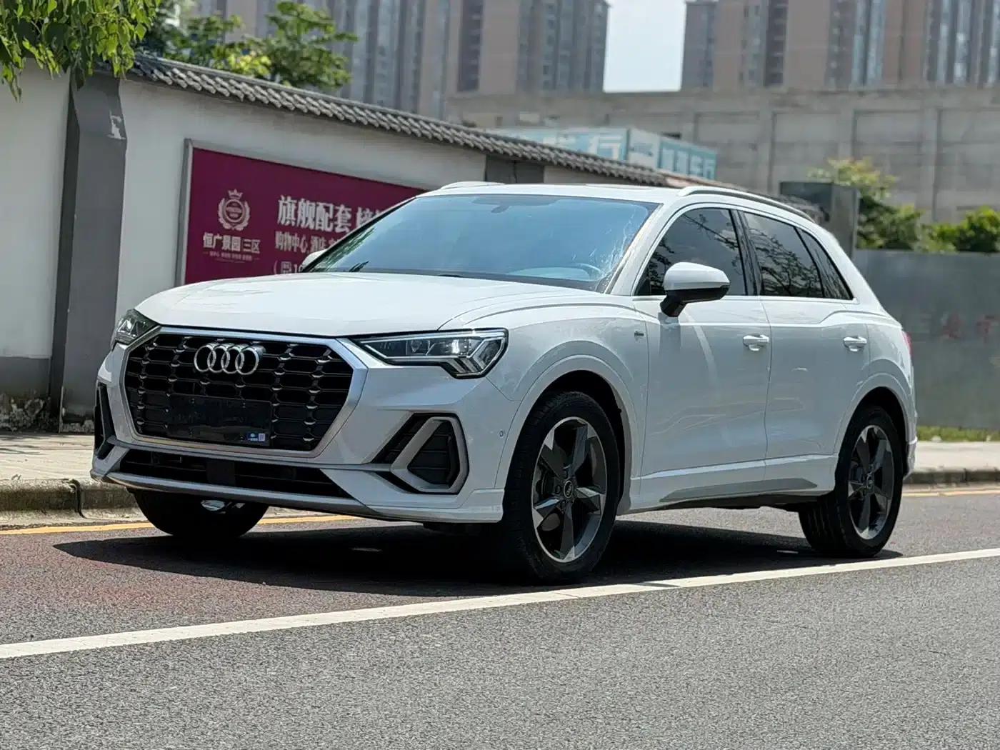 Audi Q3 2022 35 TFSI Fashion Dynamic Edition — миниатюра 1