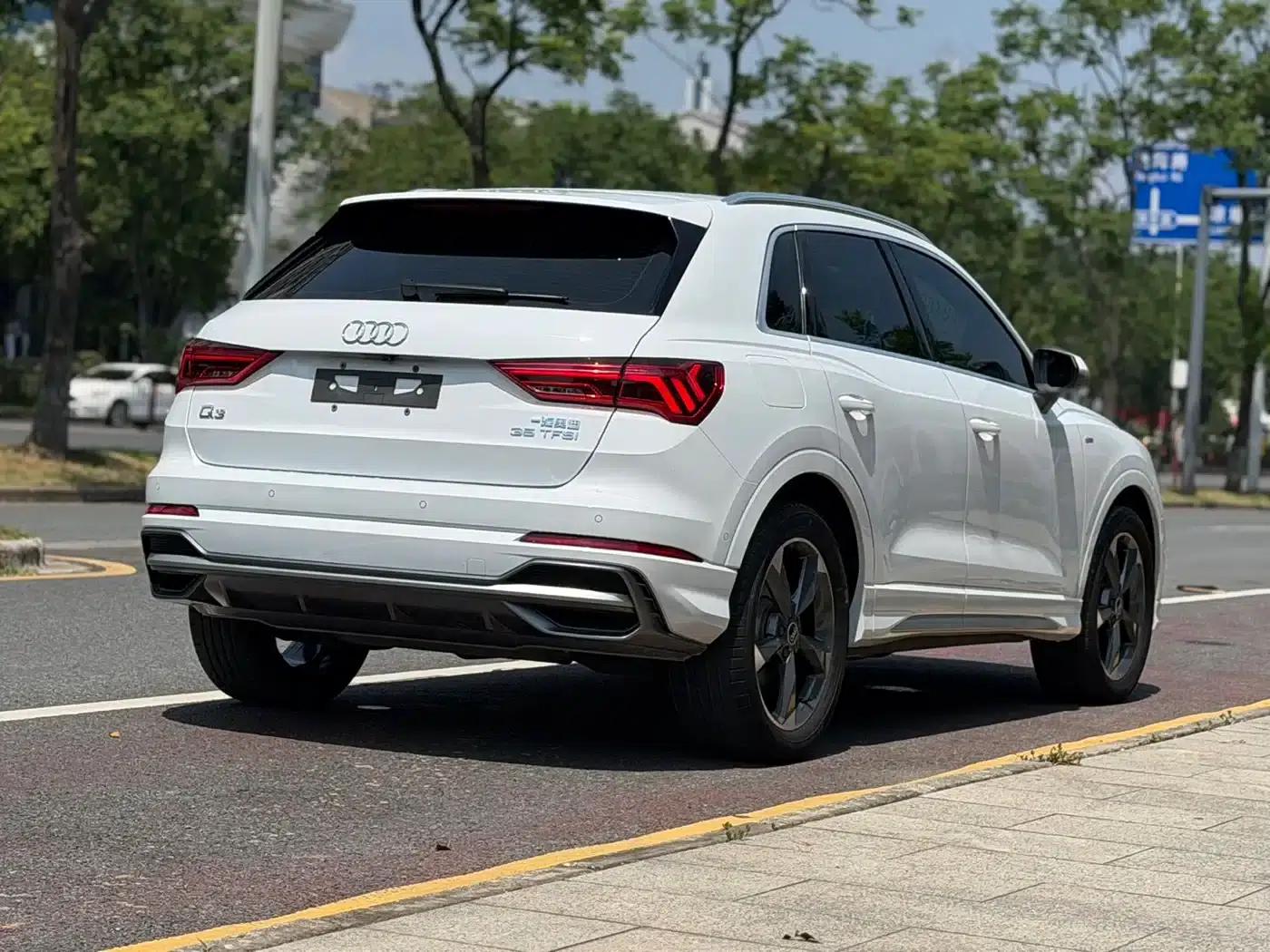 Audi Q3 2022 35 TFSI Fashion Dynamic Edition — миниатюра 4