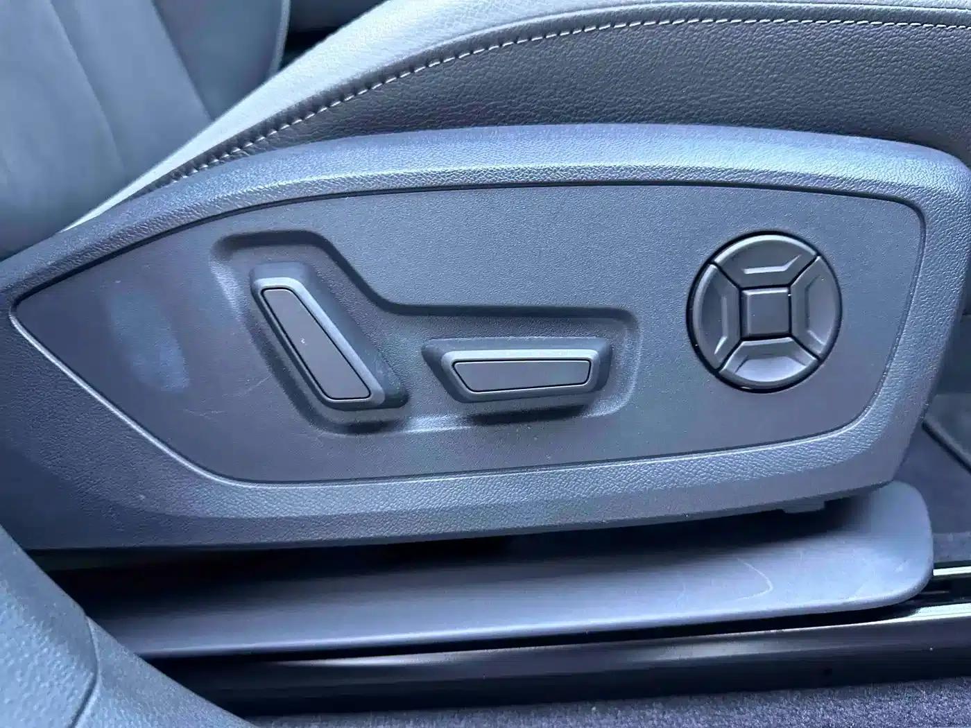 Audi Q3 2023 35 TFSI Fashion Dynamic (1.4T) — миниатюра 17
