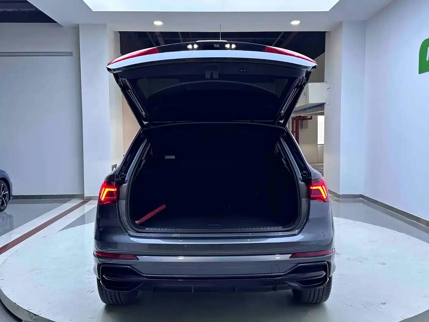 Audi Q3 2022 35 TFSI Fashion Dynamic Edition — миниатюра 18