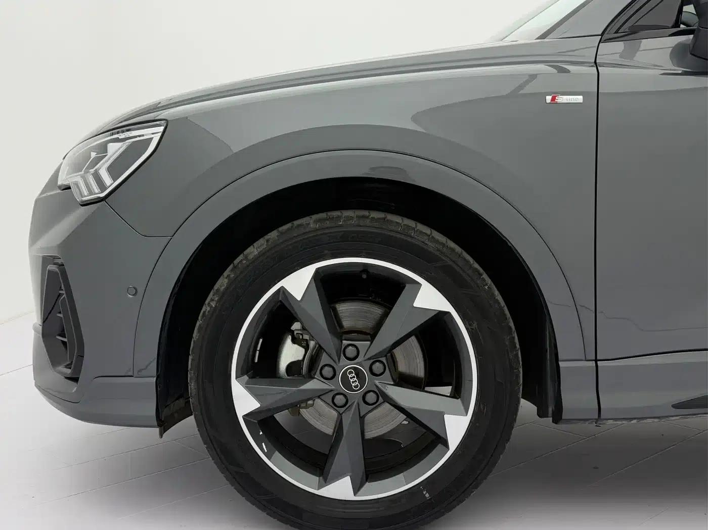 Audi Q3 2022 35 TFSI Fashion Dynamic Edition — миниатюра 22