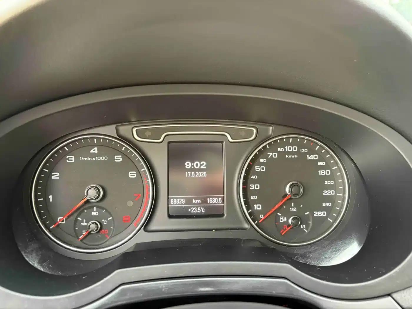 Audi Q3 2015 35 TFSI quattro Technology Edition — миниатюра 9