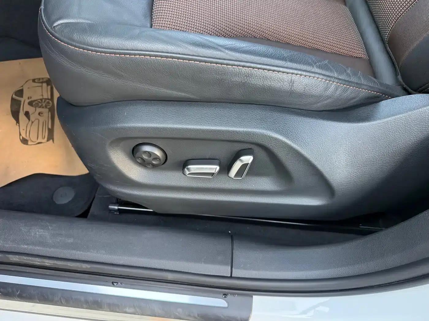 Audi Q3 2017 30 TFSI Fashion Edition — миниатюра 20