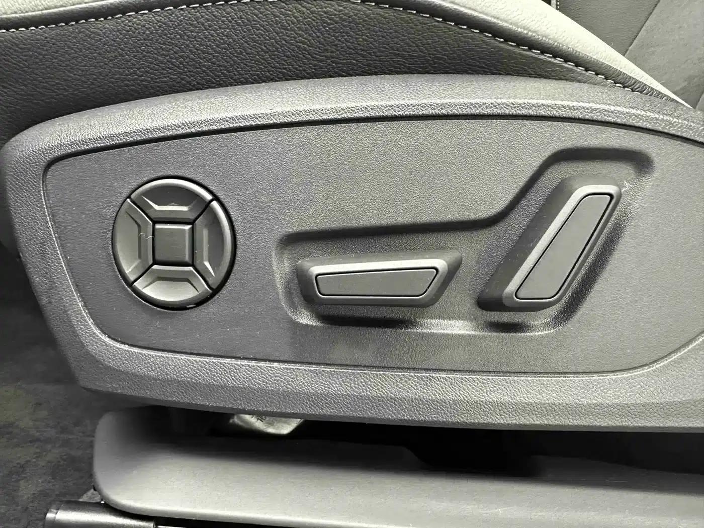 Audi Q3 2023 35 TFSI Fashion Dynamic (1.4T) — миниатюра 11