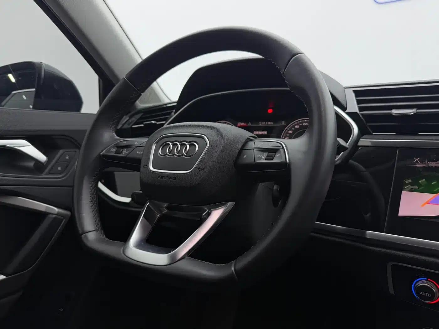 Audi Q3 2023 35 TFSI Fashion Dynamic (1.4T) — миниатюра 14