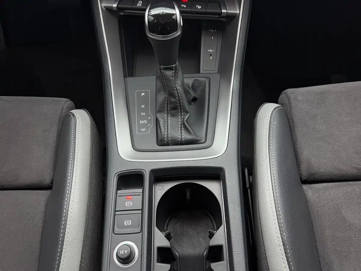 Audi Q3 2023 35 TFSI Fashion Dynamic (1.4T) — миниатюра 15