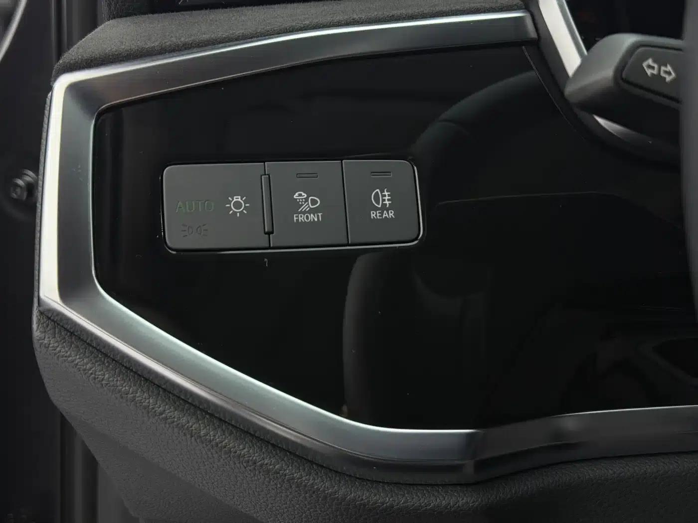 Audi Q3 2023 35 TFSI Fashion Dynamic (1.4T) — миниатюра 19