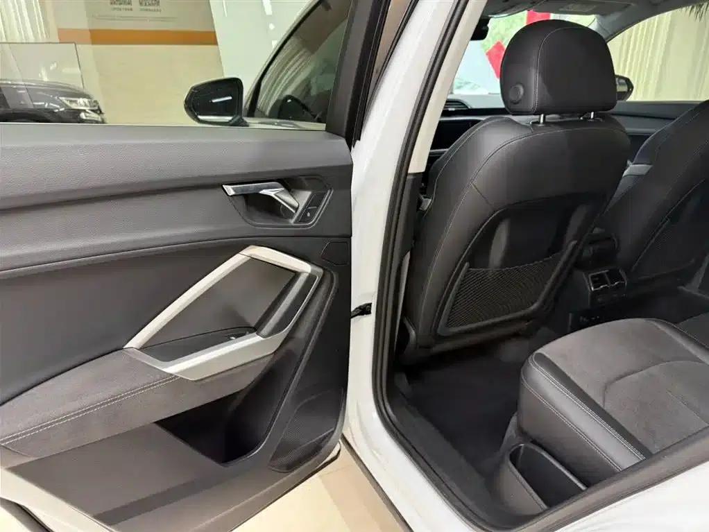 Audi Q3 2023 35 TFSI Fashion Dynamic (1.4T) — миниатюра 17