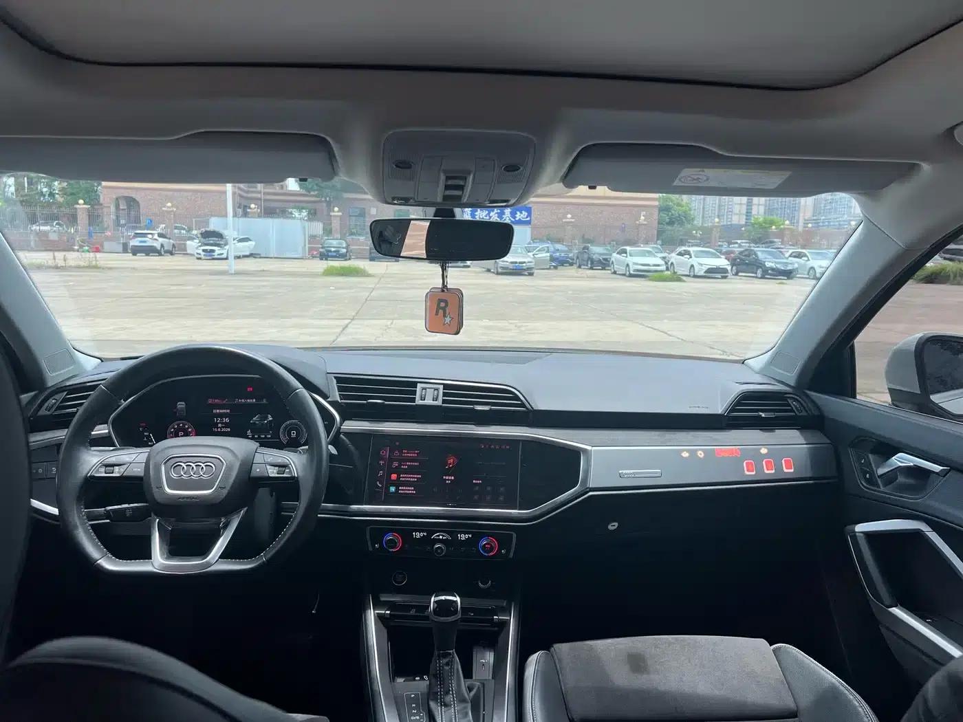 Audi Q3 2022 35 TFSI Fashion Dynamic Edition — миниатюра 7