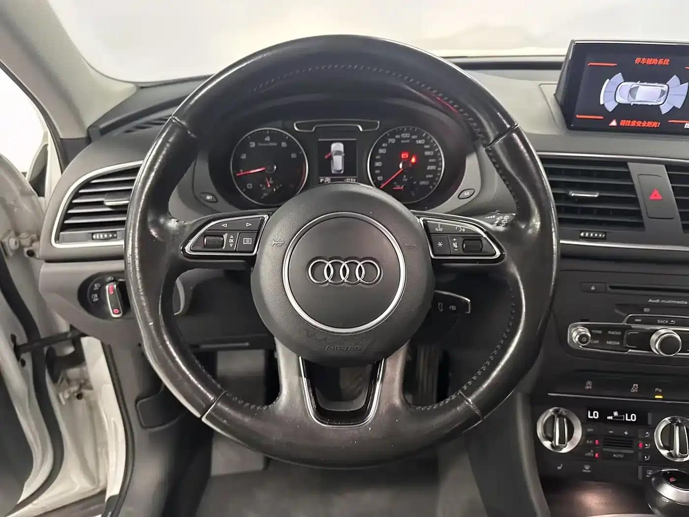 Audi Q3 2015 35 TFSI quattro Technology Edition — миниатюра 8