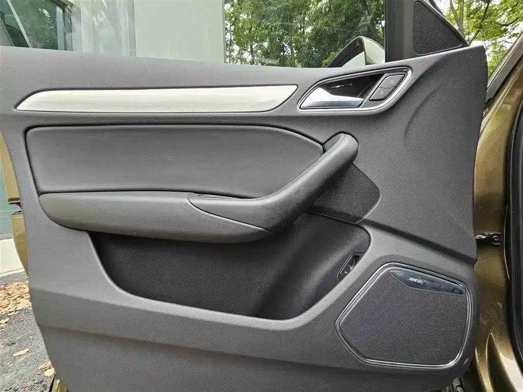 Audi Q3 2017 30 TFSI Fashion Edition — миниатюра 8