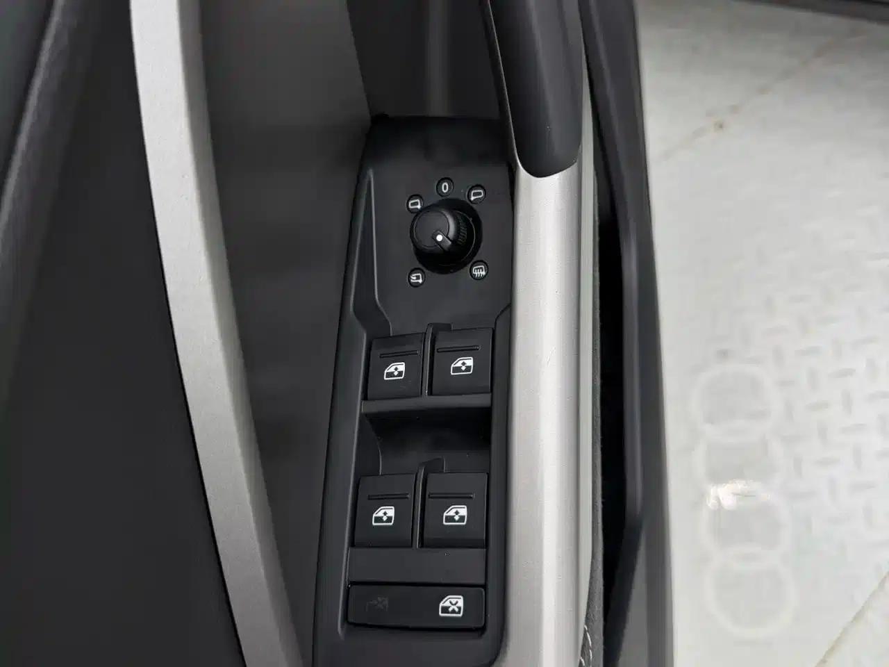 Audi Q3 2022 35 TFSI Fashion Dynamic Edition — миниатюра 9