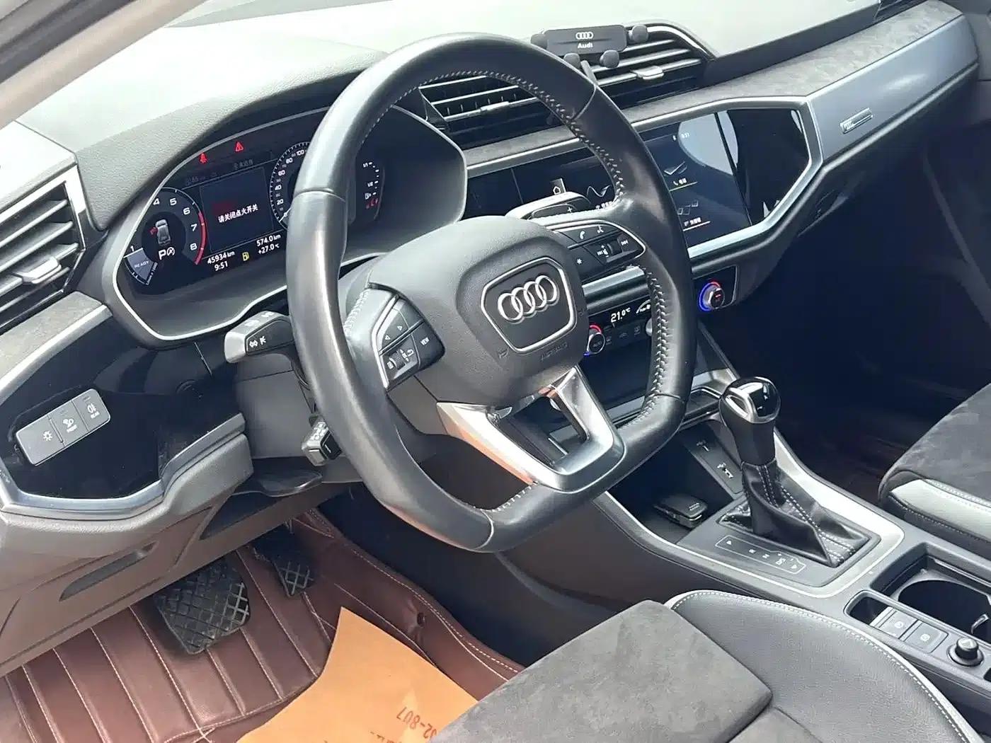 Audi Q3 2021 35 TFSI Fashion Dynamic Edition — миниатюра 2