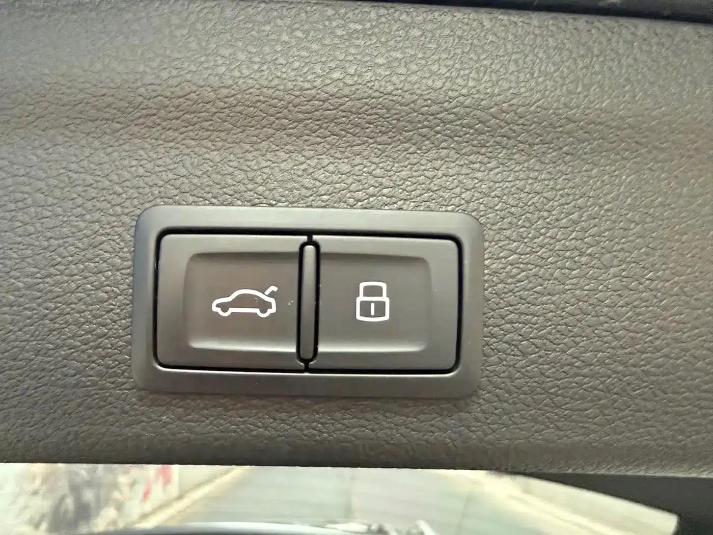 Audi Q3 2022 35 TFSI Fashion Dynamic Edition — миниатюра 23
