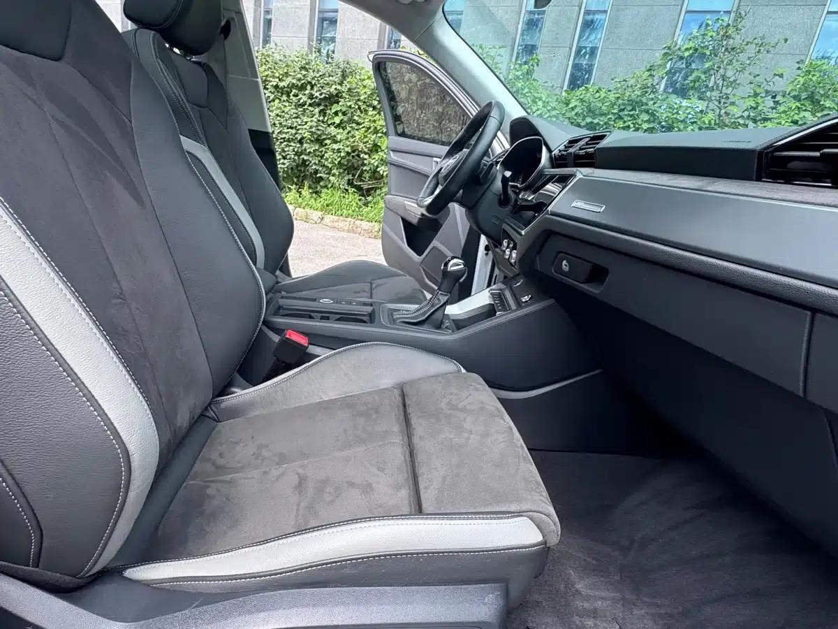 Audi Q3 2022 35 TFSI Fashion Dynamic Edition — миниатюра 16