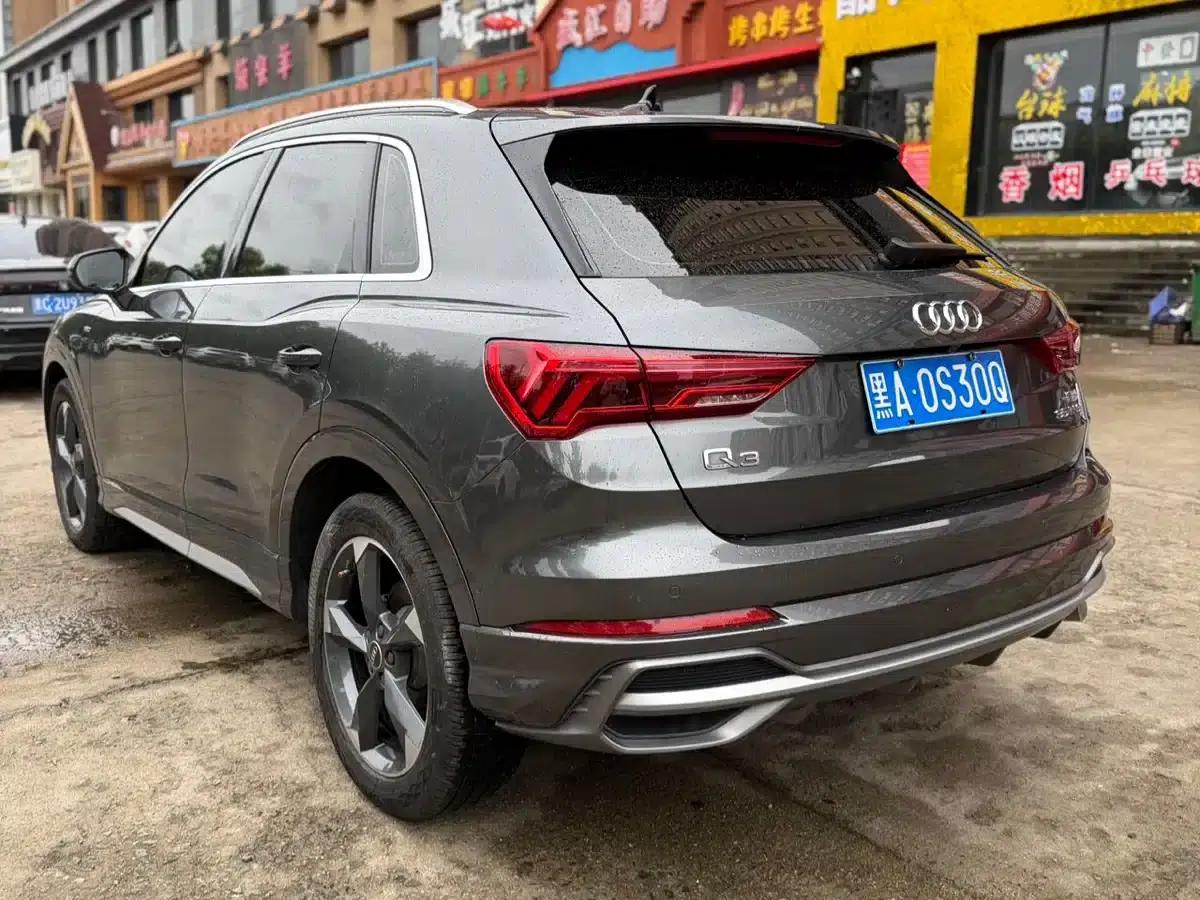 Audi Q3 2022 35 TFSI Fashion Dynamic Edition — миниатюра 4
