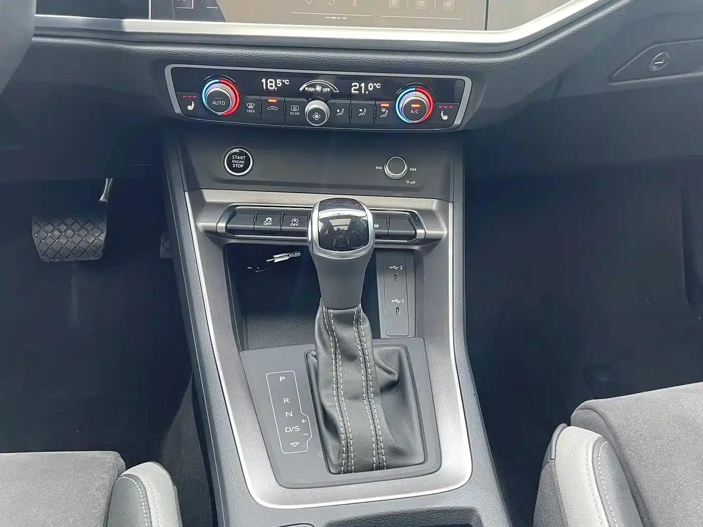 Audi Q3 2023 35 TFSI Fashion Dynamic (1.4T) — миниатюра 18