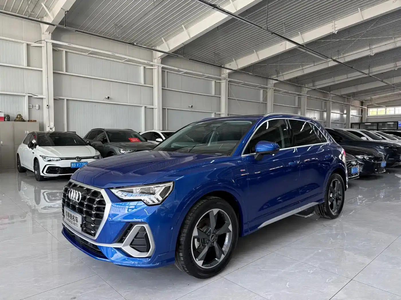 Audi Q3 2022 35 TFSI Fashion Dynamic Edition — миниатюра 1