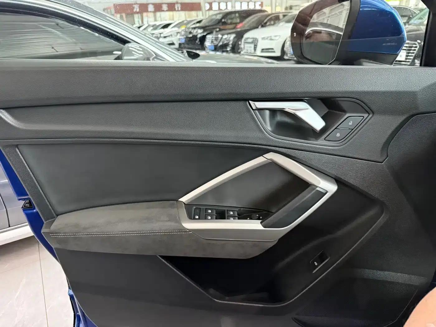 Audi Q3 2022 35 TFSI Fashion Dynamic Edition — миниатюра 16