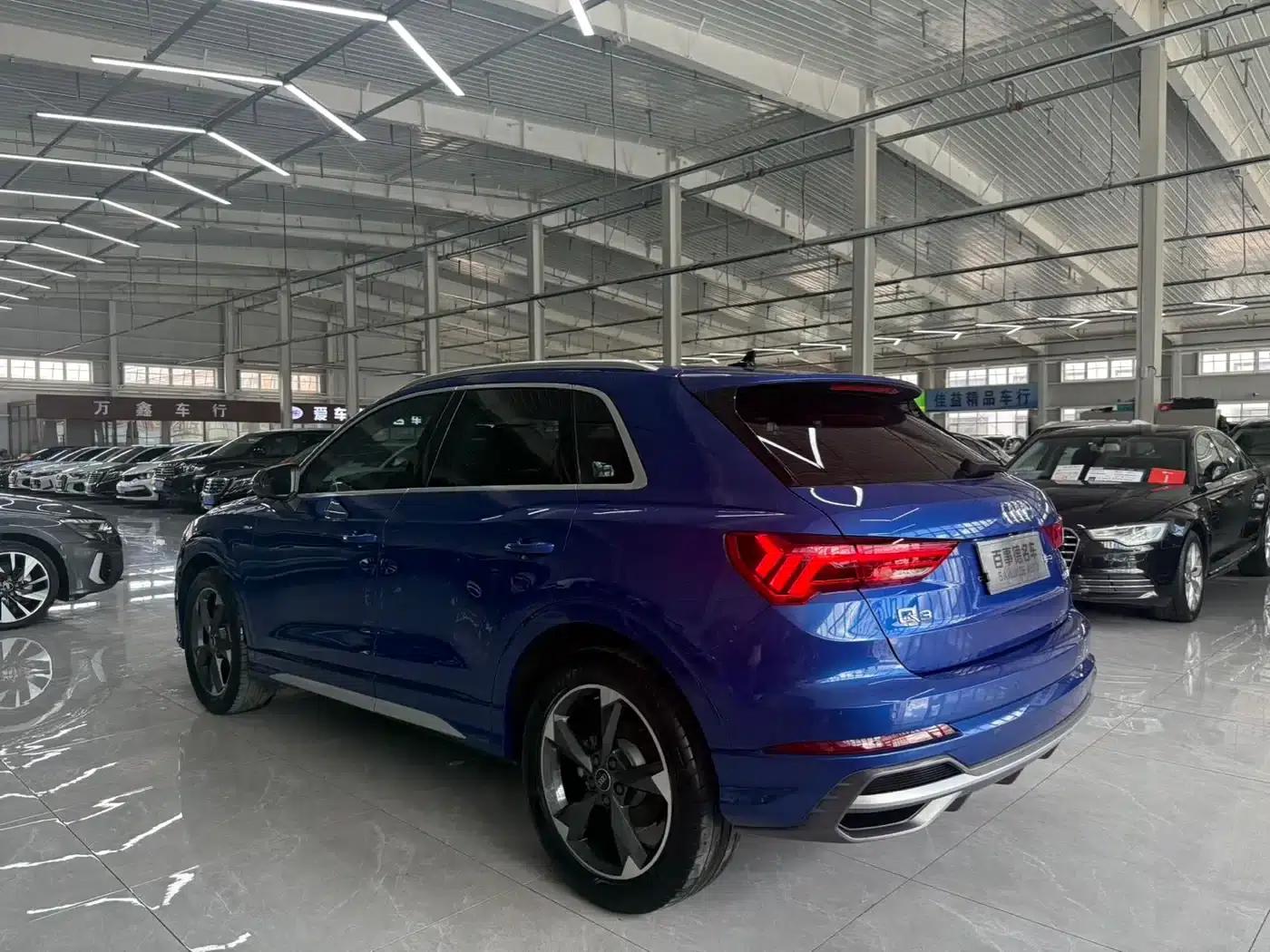 Audi Q3 2022 35 TFSI Fashion Dynamic Edition — миниатюра 7